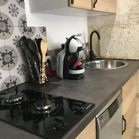 L'authentique Apartment Beaucaire (Gard)